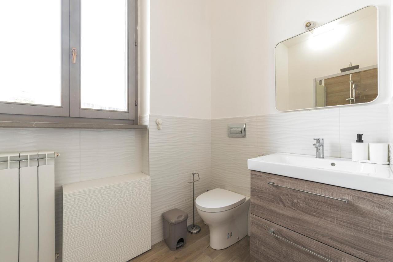 Maciachini Renovated Studio! Milán Exteriér fotografie